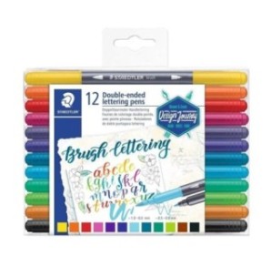 SET 12 MARKERE 2 CAPETE LETTERING 3004 STAEDTLER